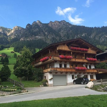 Alpbacher Appartementhaus Johannes Екстер'єр фото